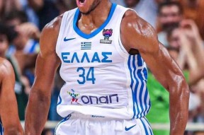  半场人盯人防守图解 体育游戏